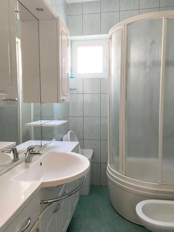 Apartment Zare Banjol
