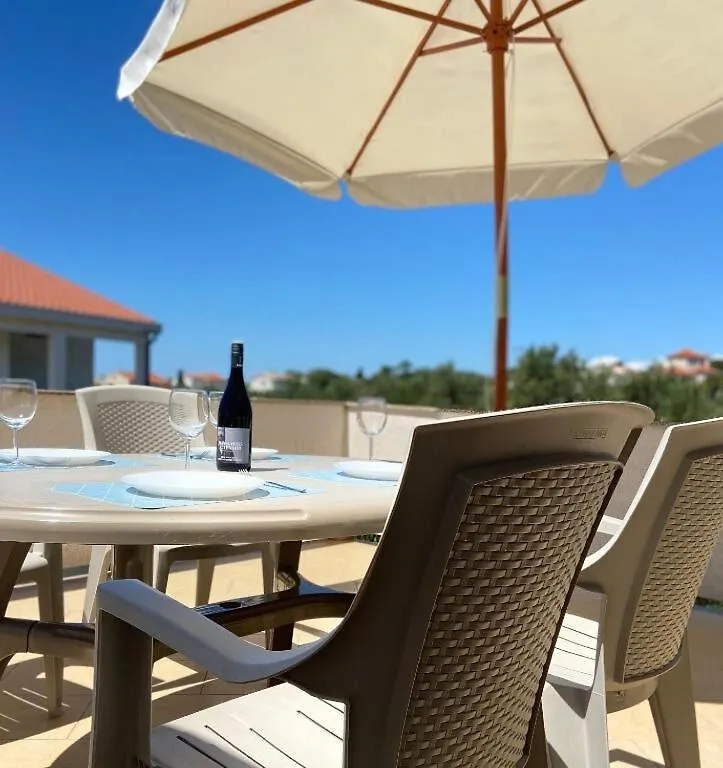 Apartment Zare Banjol 0*,  Croatia