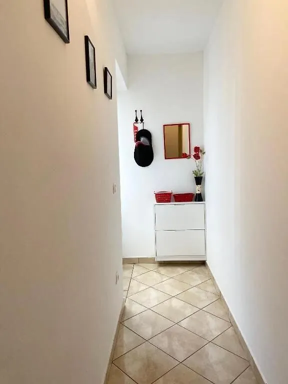 Apartment Zare Banjol